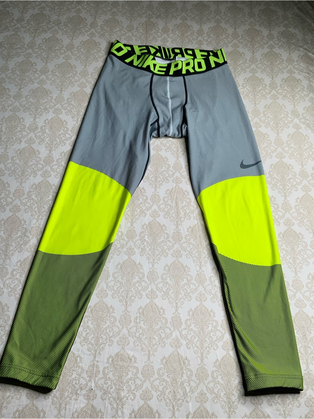 Nike Pro Men’s Dri-FIT Leggings XL Yellow Black - Picture 2 of 10